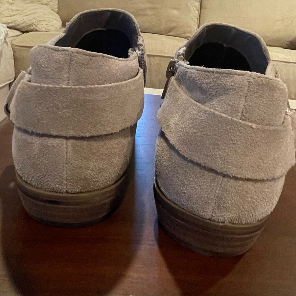 Fergie Bootie 8.5 - Picture 6 of 9